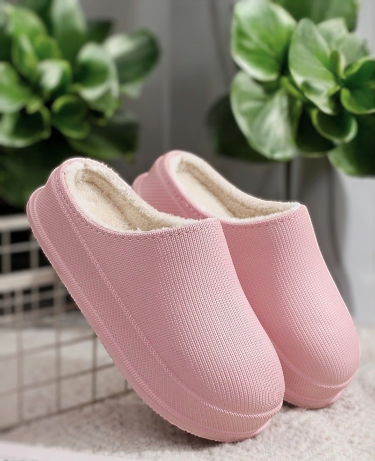Women's Winterproof Slippers