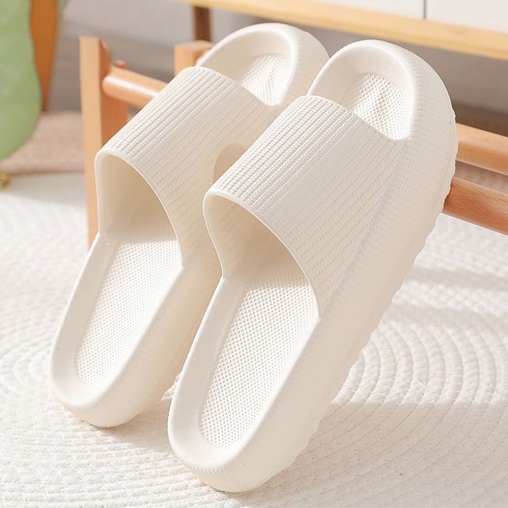 Women's Cushion Slides